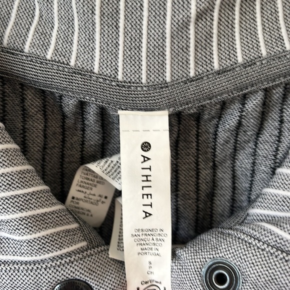 athleta button up small collared athletic shirt - Picture 2 of 3